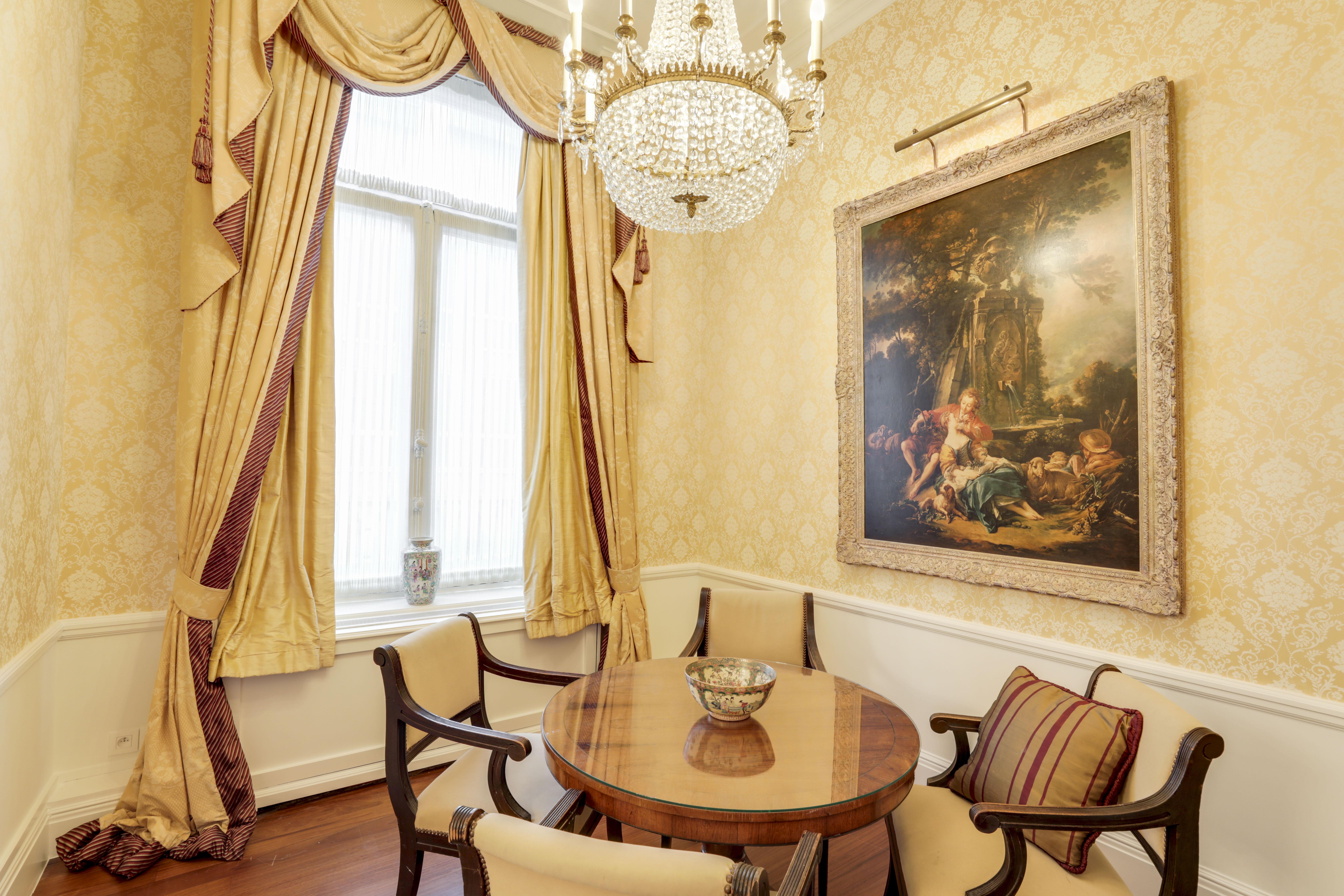 Stanhope Hotel By Thon Hotels Bruxelles Esterno foto The Yellow Room