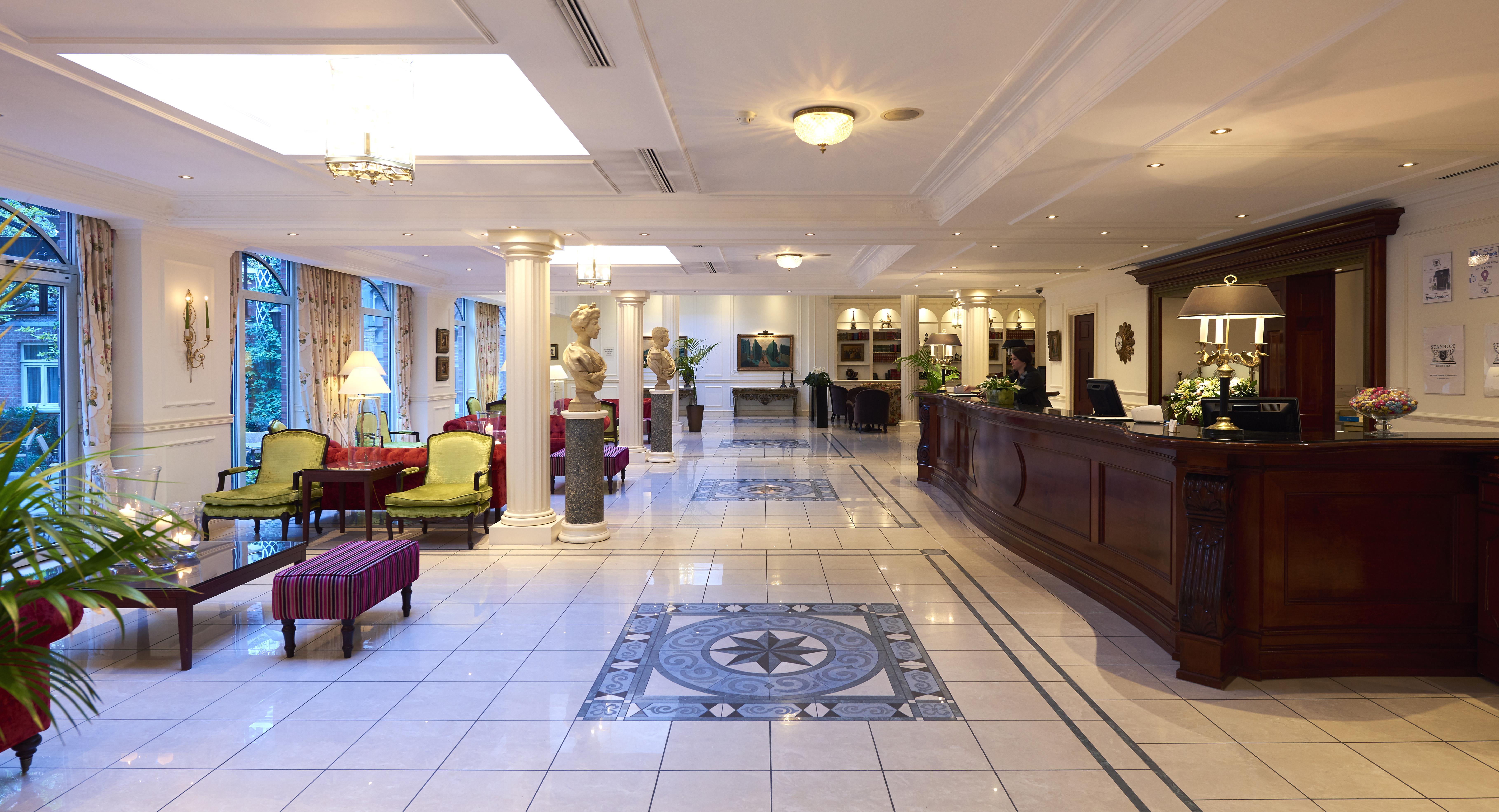 Stanhope Hotel By Thon Hotels Bruxelles Esterno foto The lobby of the Hotel de la Paix