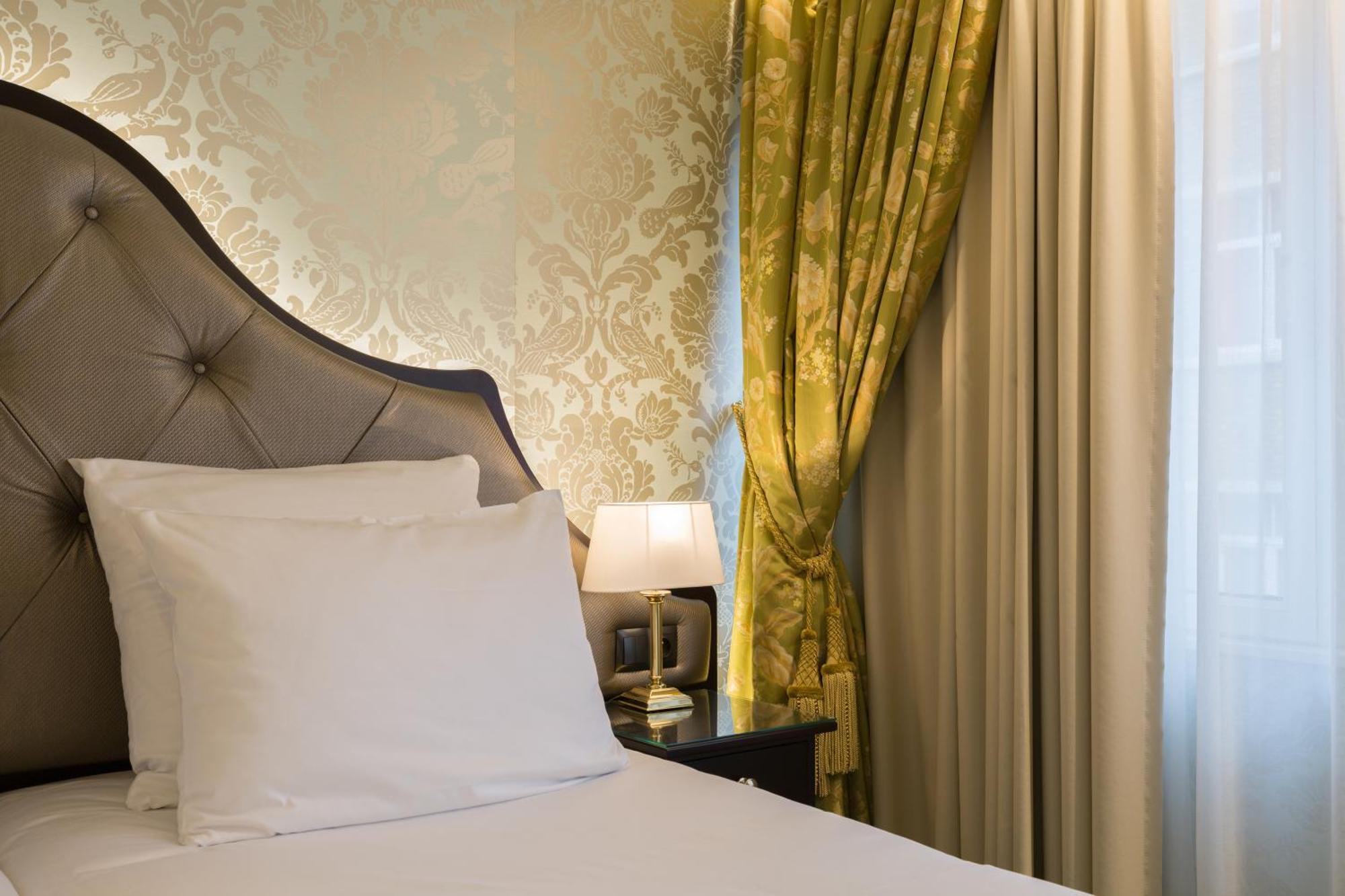 Stanhope Hotel By Thon Hotels Bruxelles Esterno foto A bedroom at the hotel